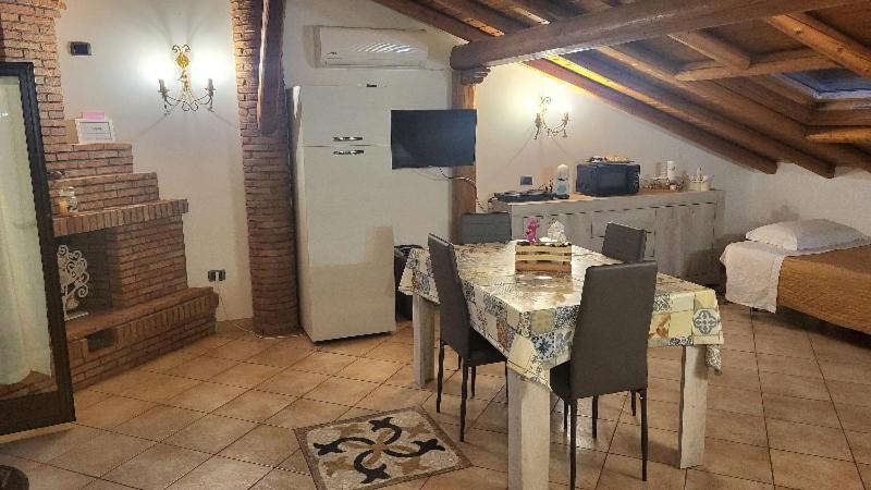 Casa Vacanza Lmt Aci Catena Eksteriør billede